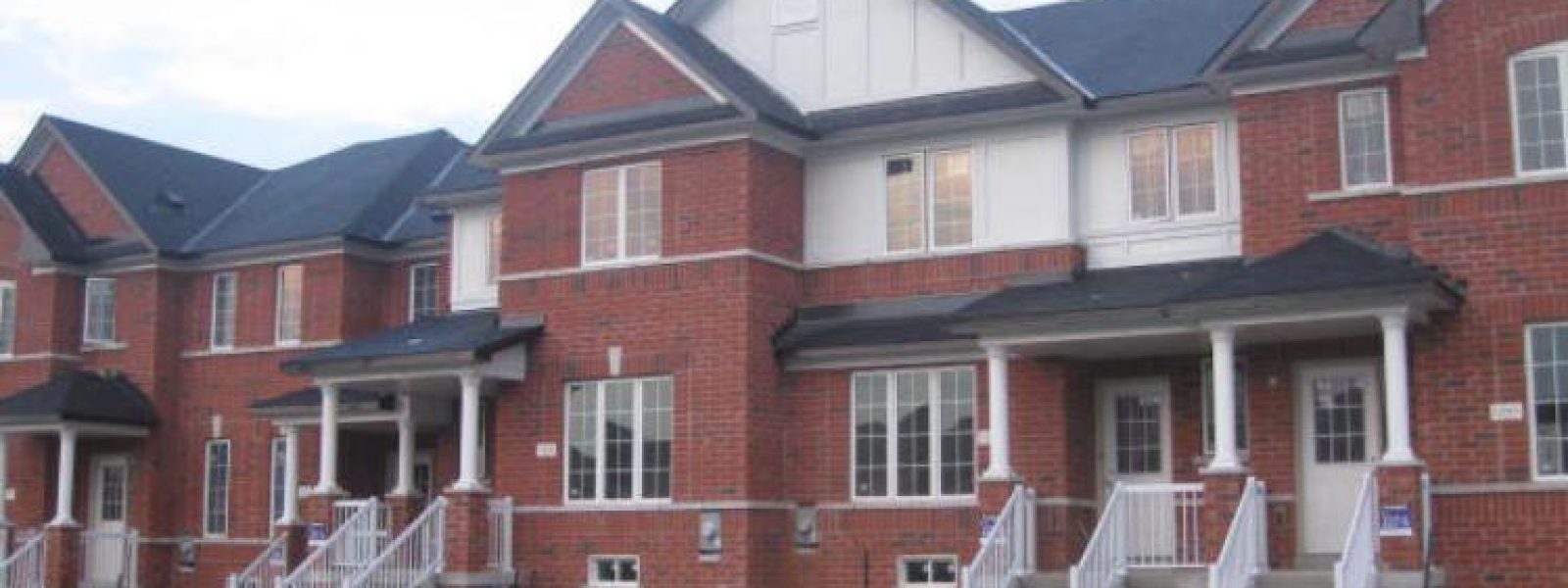 Townhouse in 11934 tenth Line , Stouffville  ONTARIO