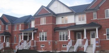 Townhouse in 11934 tenth Line , Stouffville  ONTARIO